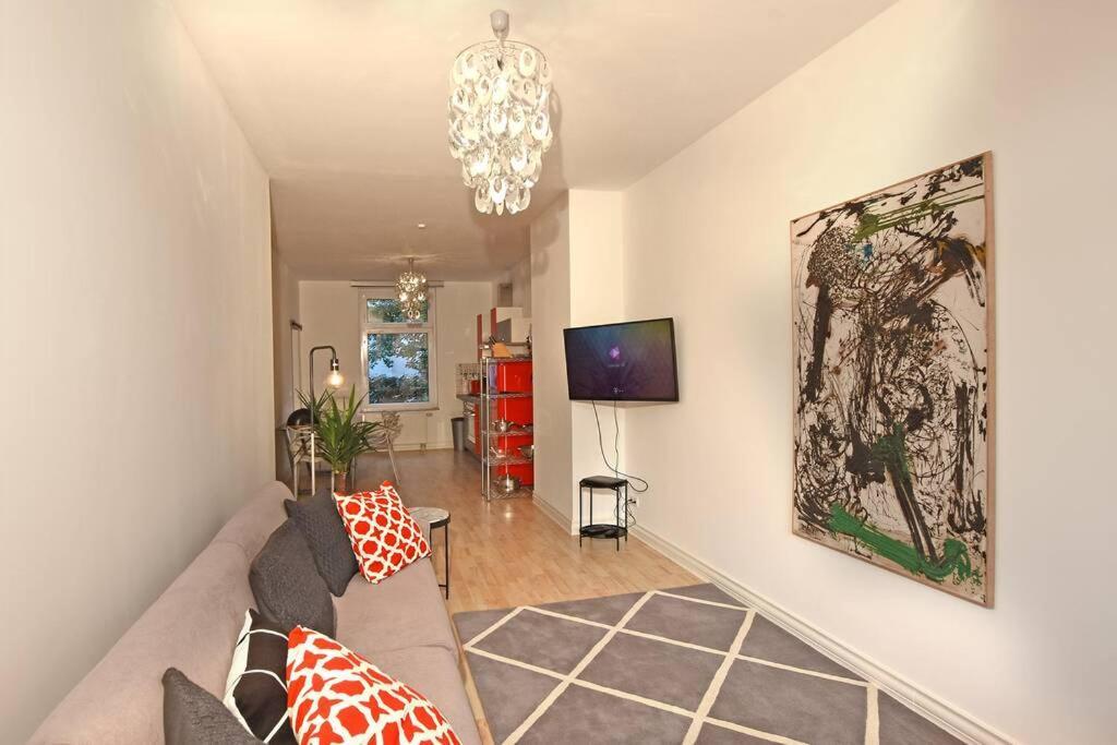 Stylish City Apartment In צוויקאו מראה חיצוני תמונה